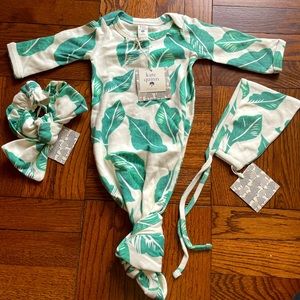 💚 Kate Quinn Organics knotted gown, hat and headband set!